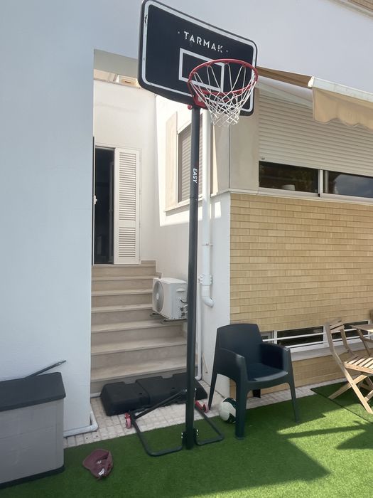 Tabela de basquete com poste