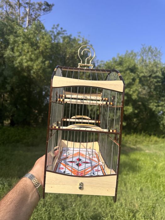 Gaiola de madeira, exclusiva em Portugal