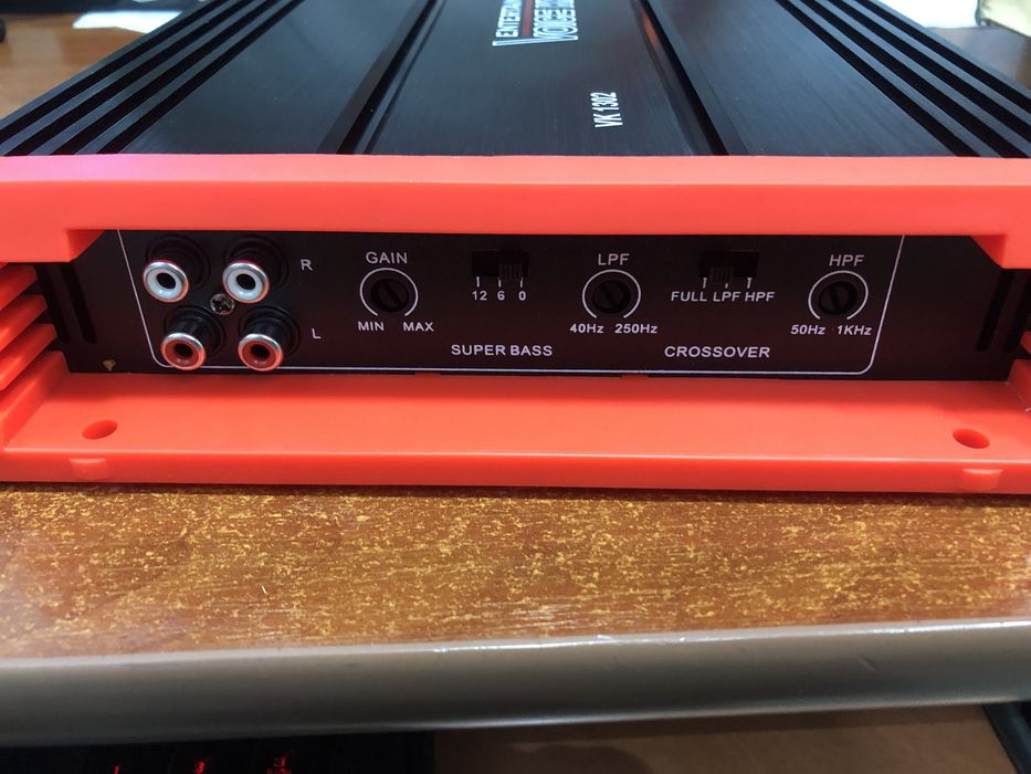 Підсилювач в авто Voice Kraft VK 1302