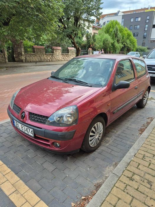 renault clio 1.1 2002