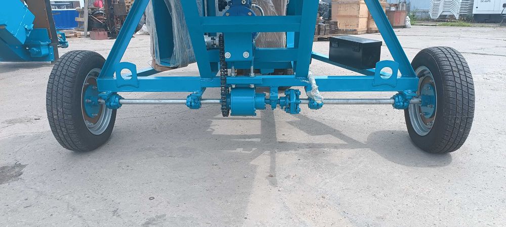 САМОПЕРЕСУВНИЙ Зерномет, ЗМ120У, Зернометатель,Зернонавантажувач