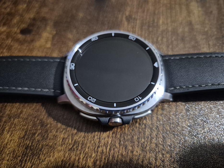 Продам годинник Samsung galaxy watch 8 classic (в ідеальному стані)