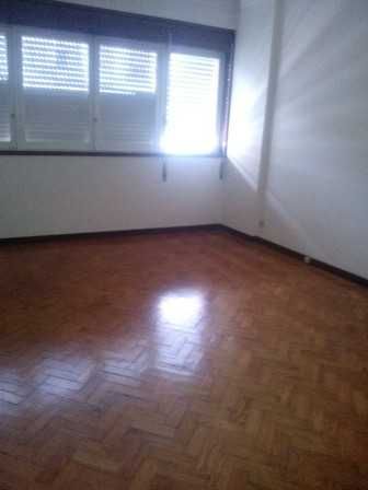 T1 Aliados / Centro Porto - varanda - Equipado