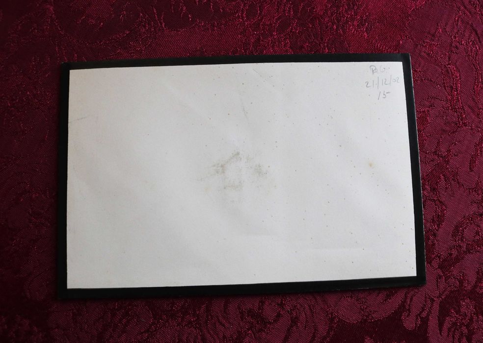 Rainha D. Maria Pia envelope de luto com as suas armas (Reserva MJS)