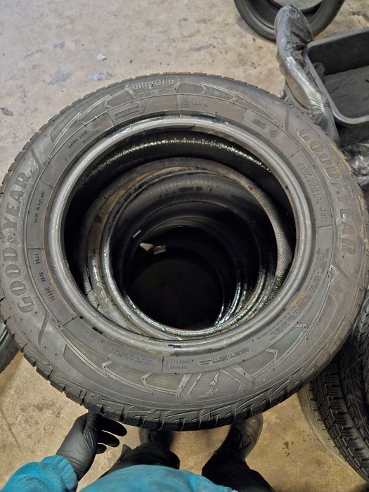 Goodyear 215/60 r16 UltraGrip Performance+ /// 4,5mm!!! 2023r wysyłka