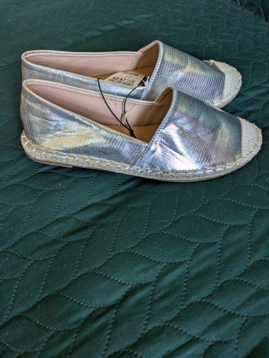 Espadryle srebrne