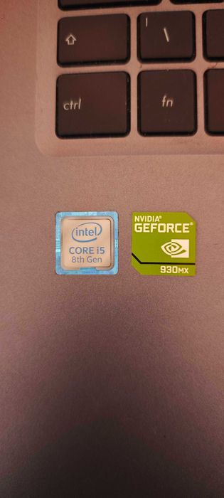 Asus Core i5 1.6ghz 16GB RAM 240GB SSD + 1 TB GEFORCE 930MX