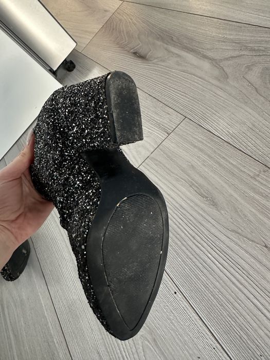 Guess botki brokatowe czarne srebrne cekiny 38 kowbojki