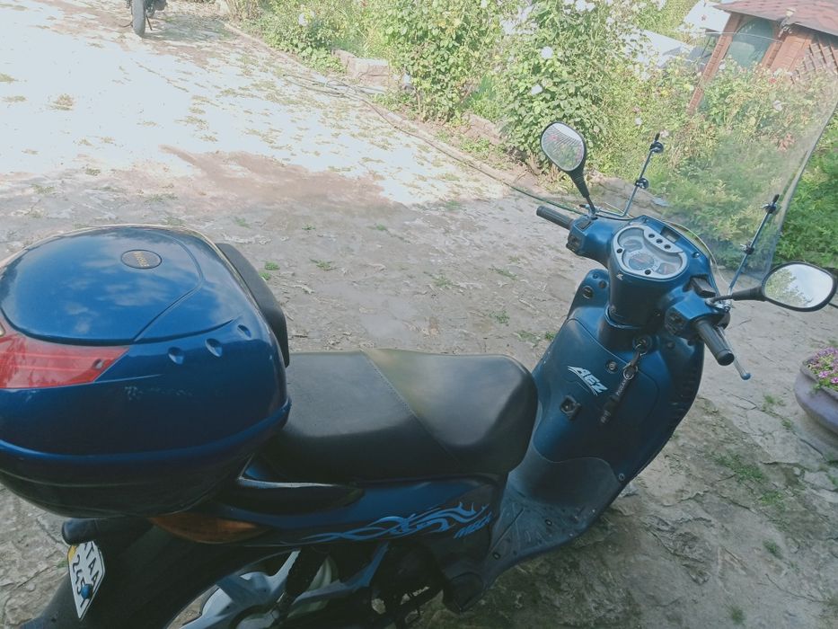 Скутер honda sh150