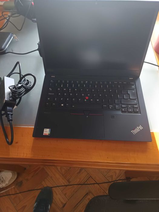 Lenovo ThinkPad T14 Gen 2 — i5 / 16GB RAM / 256GB SSD