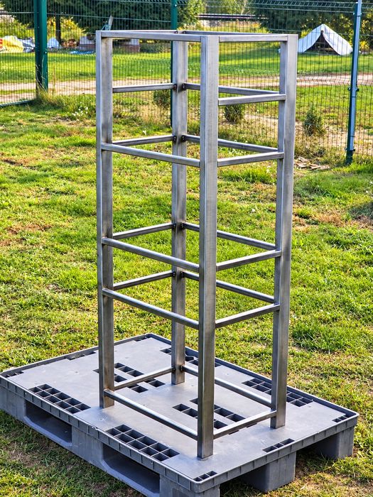 Solidny regał audio Hi-Fi – stal + drewno, ręcznie wykonany, 130 cm