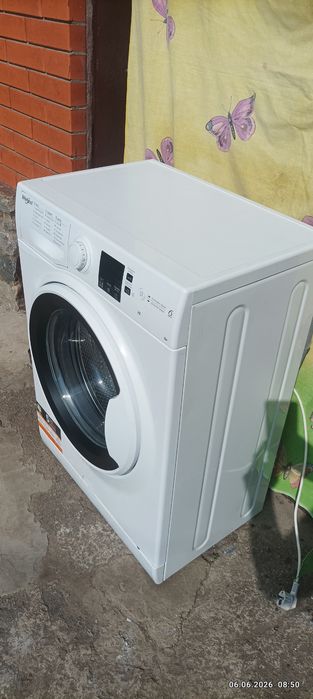 Продам пральну машину Whirlpool б..в..