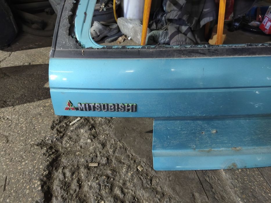 MITSUBISHI COLT III C50 крышка багажника