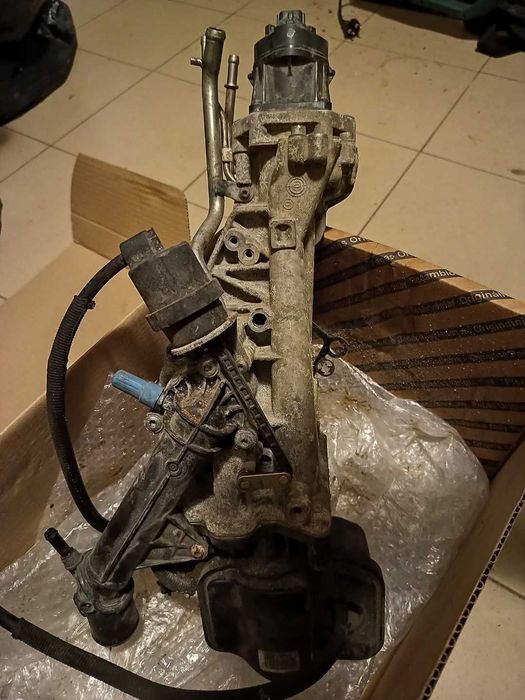 Zawór EGR + chłodnica kompletny 1.6Multijet Fiat Suzuki oryginał