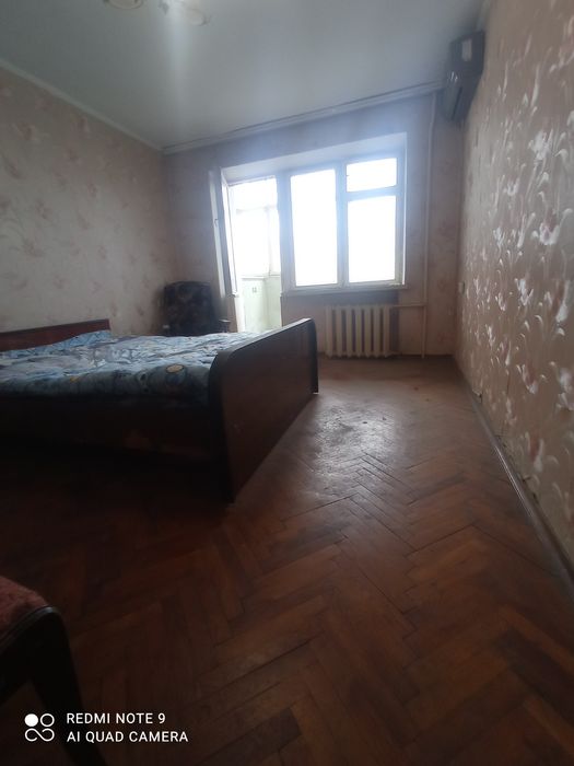 Продам двухкомнатную у моря .