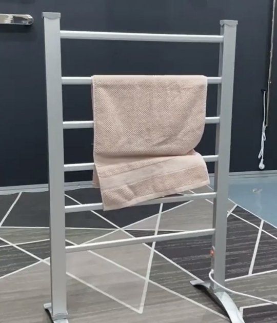 Підлогова електрична сушарка