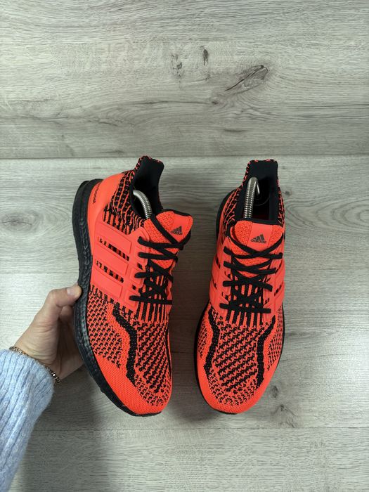 Adidas UltraBoost чоловічі кросівки 42 розмір оригінал