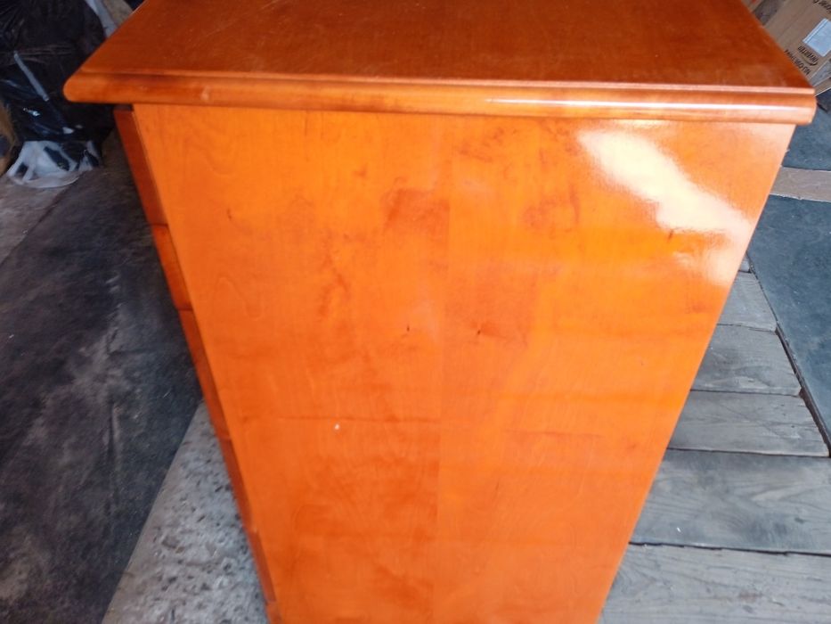 Комод фабричний(горіх)Польща