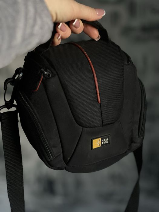 Фотоаппарат Canon EOS 1300D