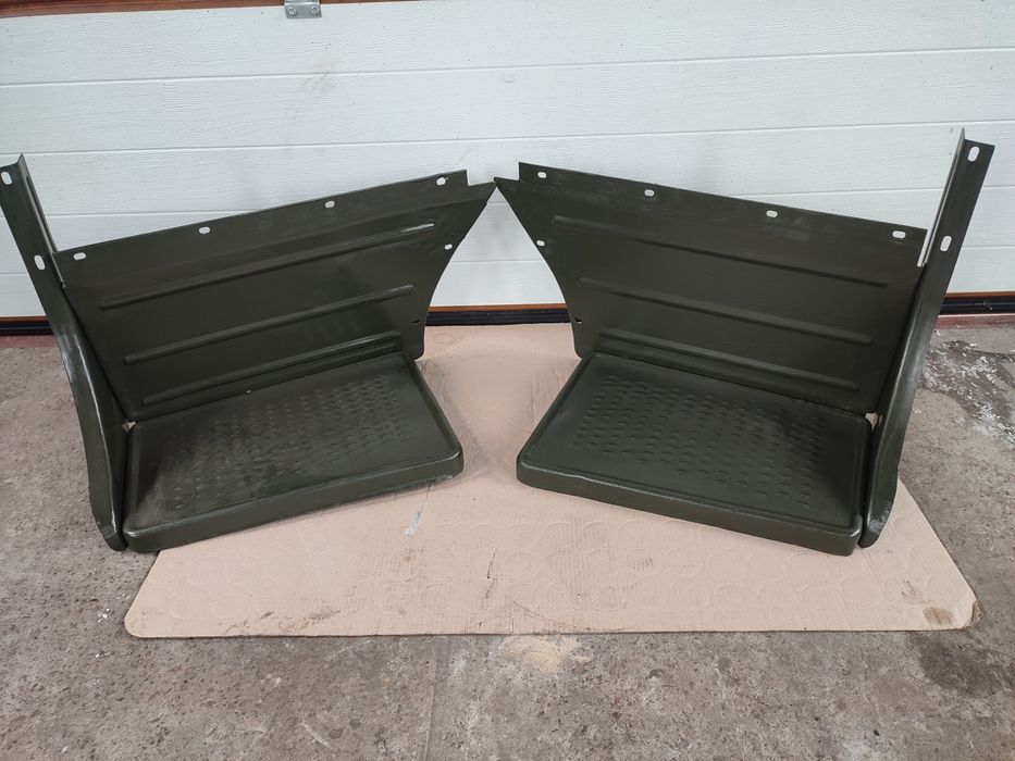 Подножка Урал 375  5557 4320 правая левая