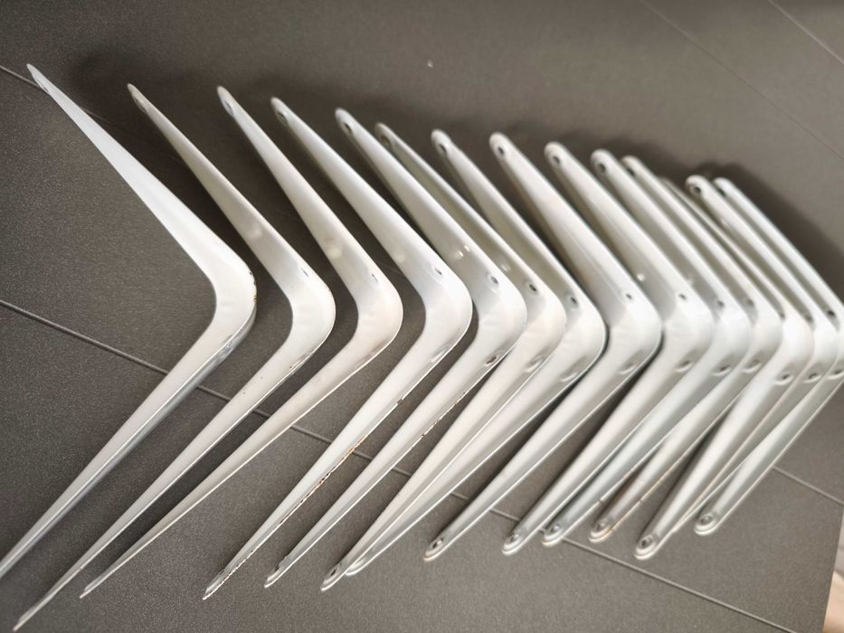 Poleias em metal branco (14cm X 12cm) - valor unitário