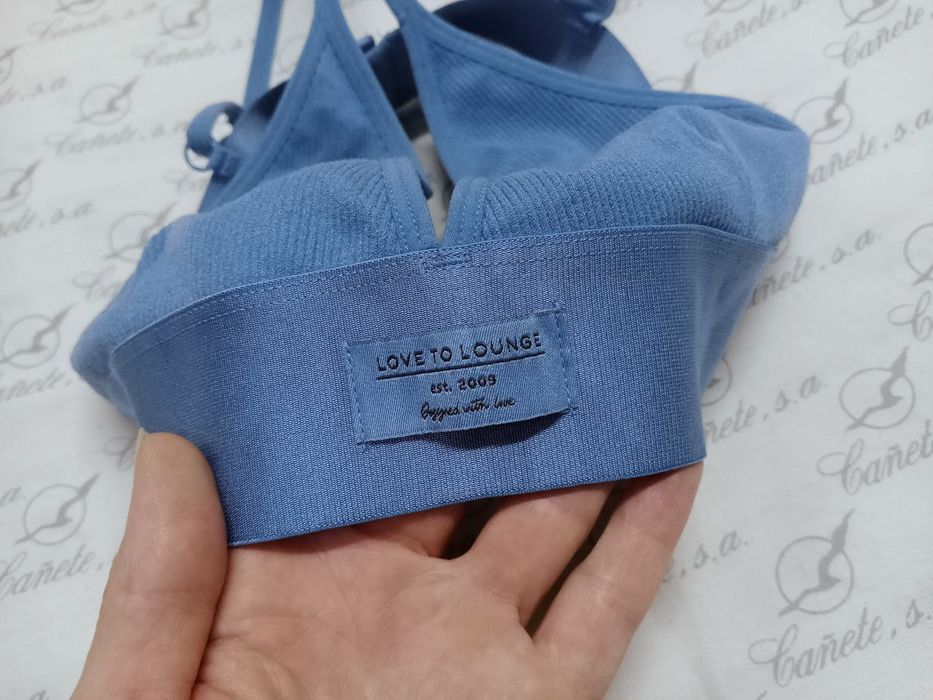 Бюстгальтер мягкий Primark в рубчик с широкой резинкой размер M