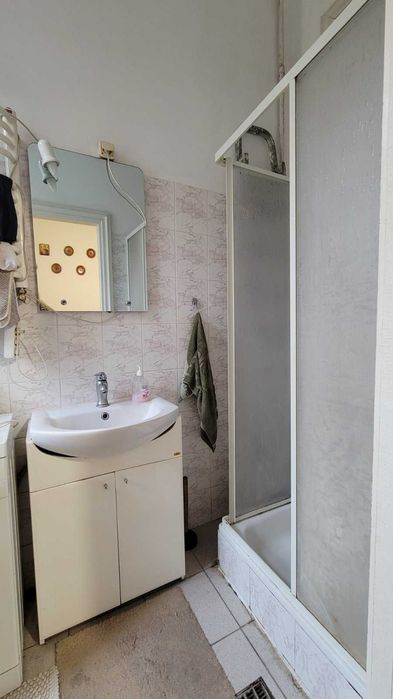 Продаж 2 кім.квартири вул.Леонтовича ЦЕНТР