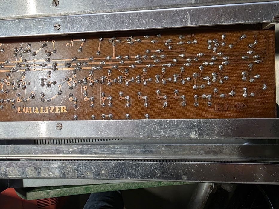 Korektor equalizer kf-102