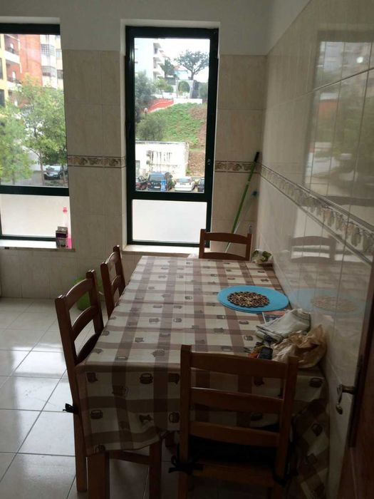 Quarto rapariga estudante Coimbra, Vale das Flores