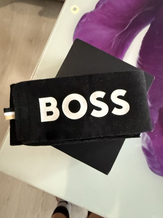 Годинник Boss новий