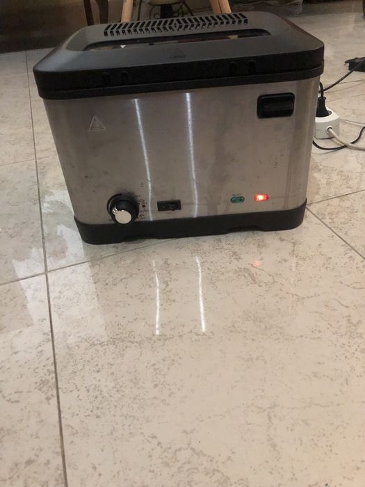 Vendo Fritadeira Óleo Pouco uso