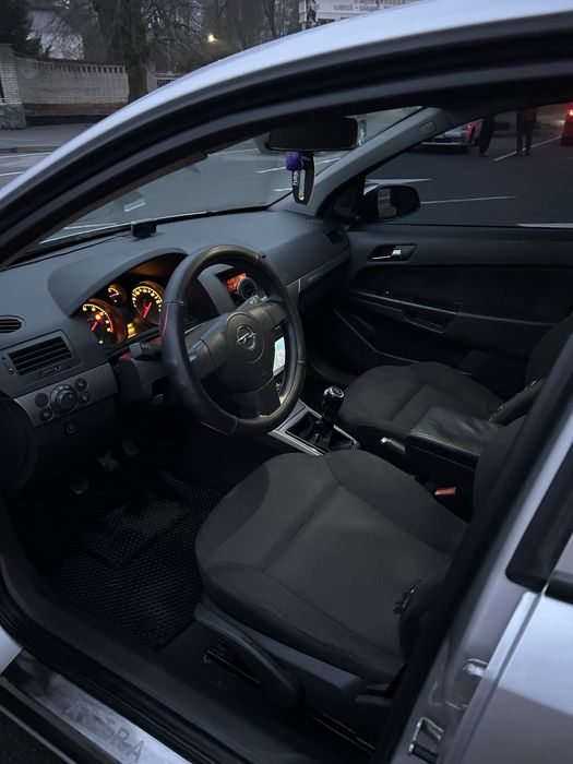 Продам опель астра H 2005 рік