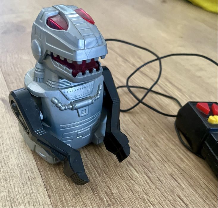 Robô Dyna-Saw Anos 80