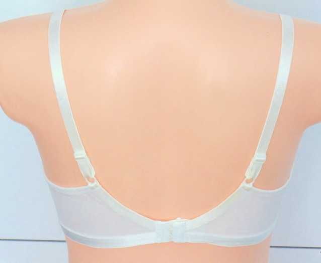 Playtex gładki miękki klasyczny biustonosz ecru z kokardką 80B