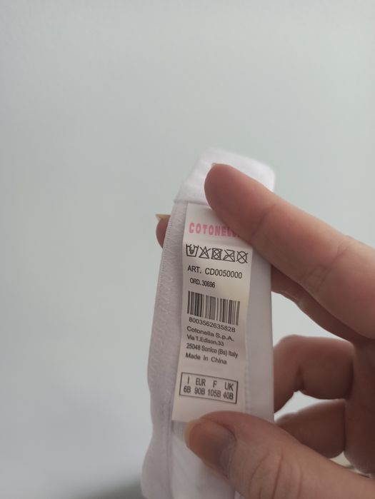 Nowy biustonosz Cotonella biały 90B nieusztywniany,