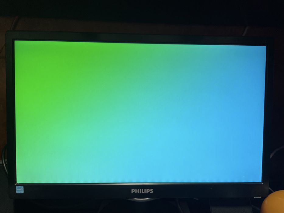 Монітор Philips 193V5L