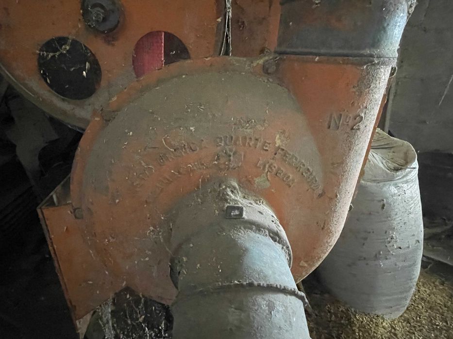 Moinho de Martelos Trifásico em Bom Estado. Para Cereais