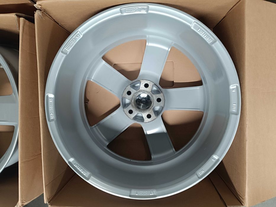 Felgi aluminiowe  Dezent TU 7.5x18 ET50 5x108 Volvo