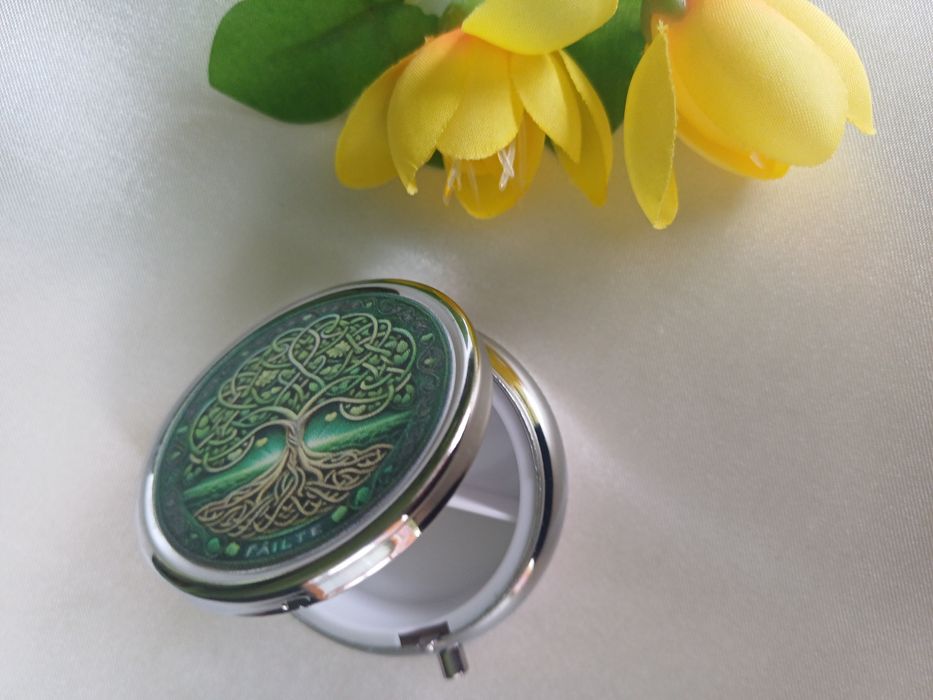 Metalowe pudełko pudełeczko na leki, witaminy. Drzewo życia