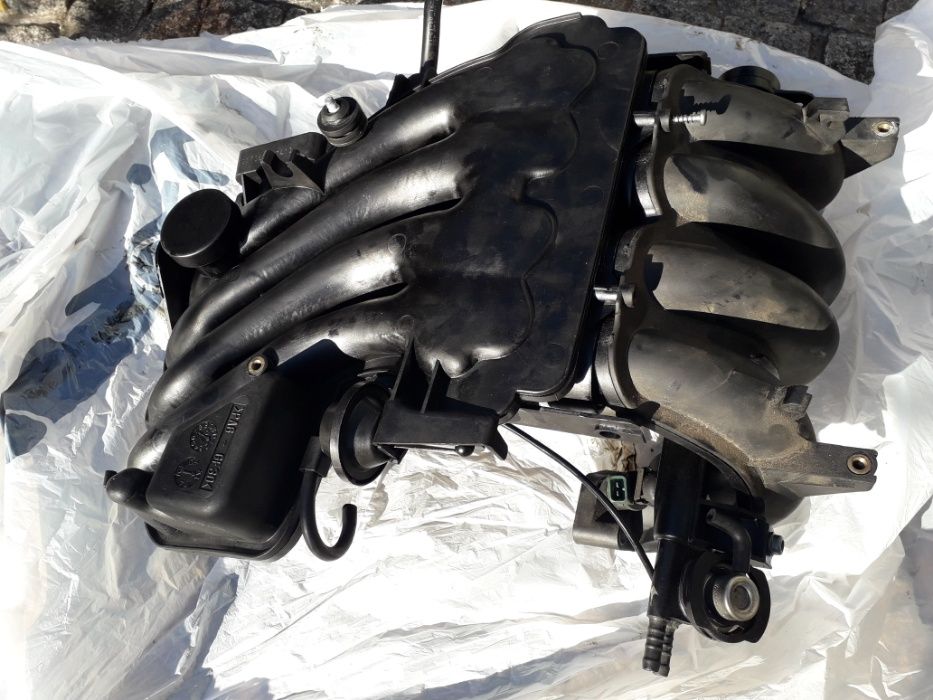 Coletor admissão Audi A3 1.6 Gasolina