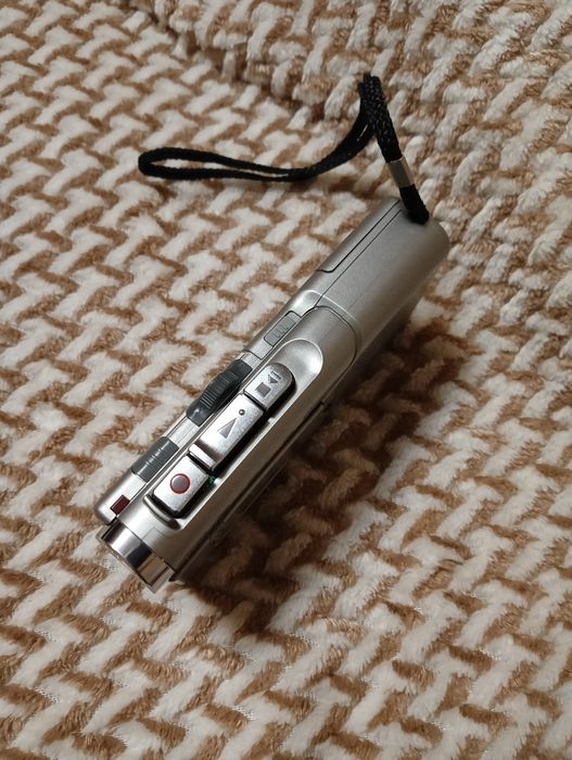 Диктофон Sony M-630V мини кассетный.