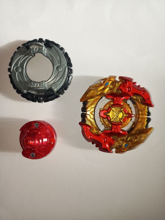 Продам Бейблейд от Такара Томи чо зет спрайзен