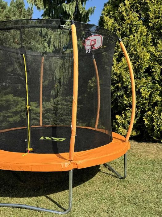 Батут WCG 245 см із внутрішньою захисною сіткою та LED підсвіткою 8FT