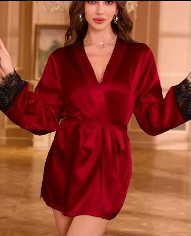 Атласний халат з відкритою спинкою 222/37