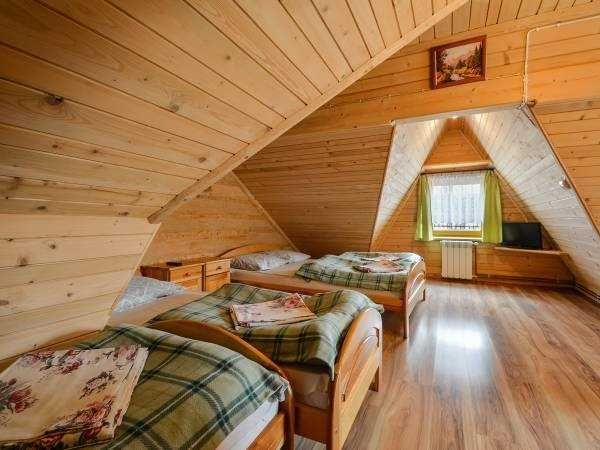 Małe Ciche  wolne pokoje na ferie zapraszamy