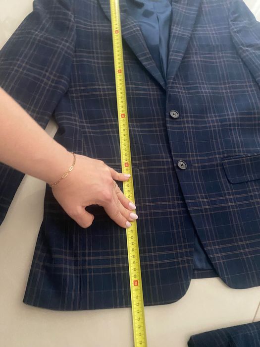 Garnitur męski Lavard 48