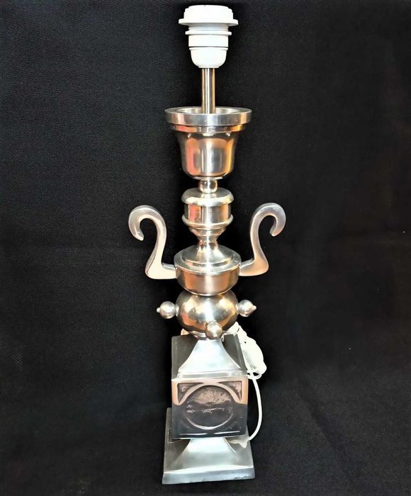 Candeeiro Mesa Modernista