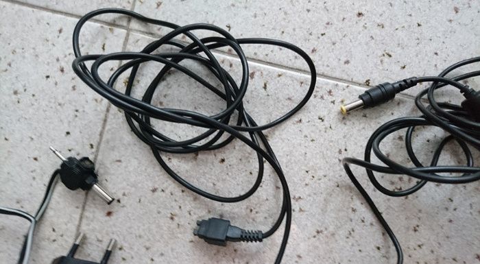 Lot 1 Transformer, 2 Adapters, Charger64741111987714123