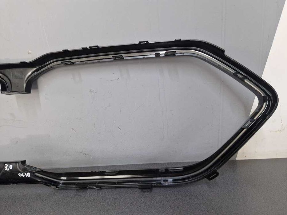 BMW X2 Grill Atrapa Zderzaka Nakładka