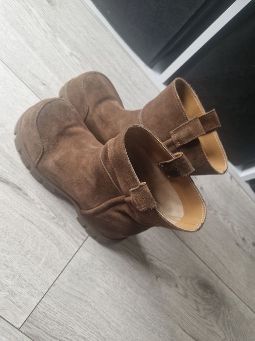 Buty skora zamszowa 40